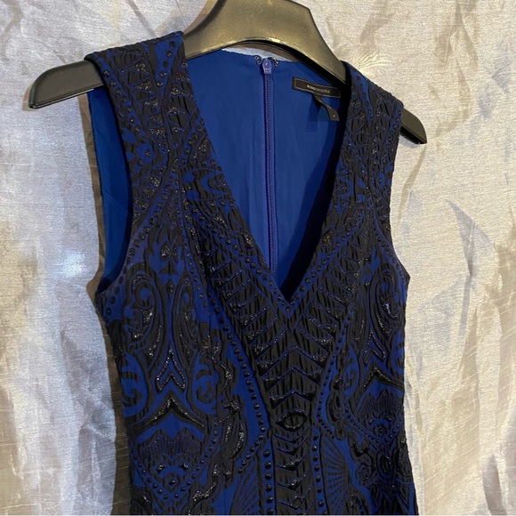 BCBGMaxAzria Hannelli woven evening dress, SZ 0, GUC, v-neck, fit/flare lined - Picture 10 of 14